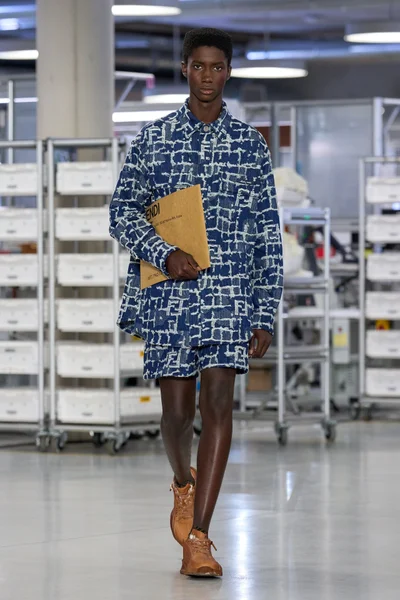 Look 31